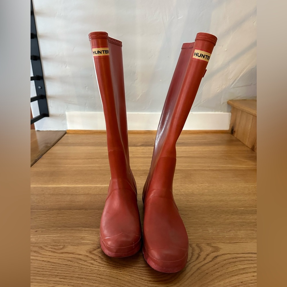 Hunter rain boots red size 9